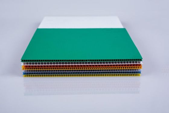 Customized  Plastic Corrugated Sheet Green 4mm PP Plastic Hollow Sheet Corflute Sign